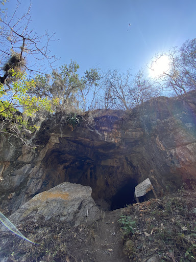 The Devil's Cave - Visual