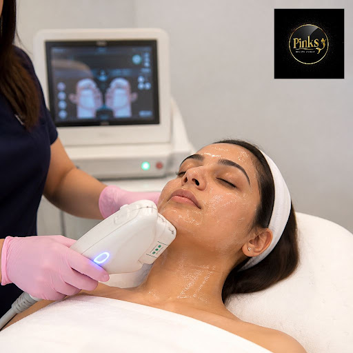 Curious about non-surgical skin tightening and wondering what really happens in a HIFU session? A… post image