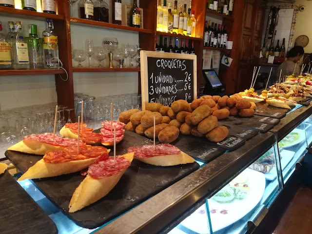 IZARRA TABERNA VASCA