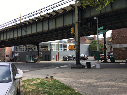 Roosevelt Av/56 St