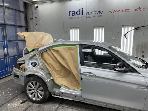Autolackiererei KLZM München Unfallinstandsetzung - Thumbnail