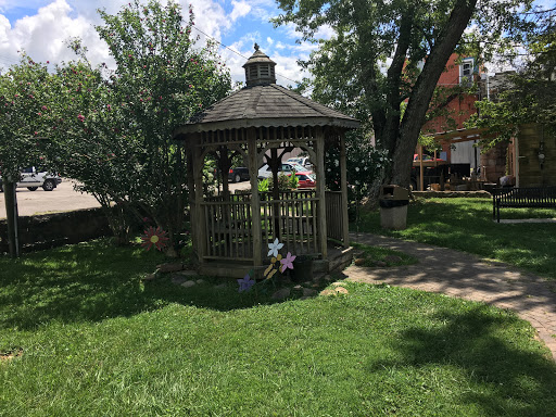 Mark Twain Spring Park Gallery - United States