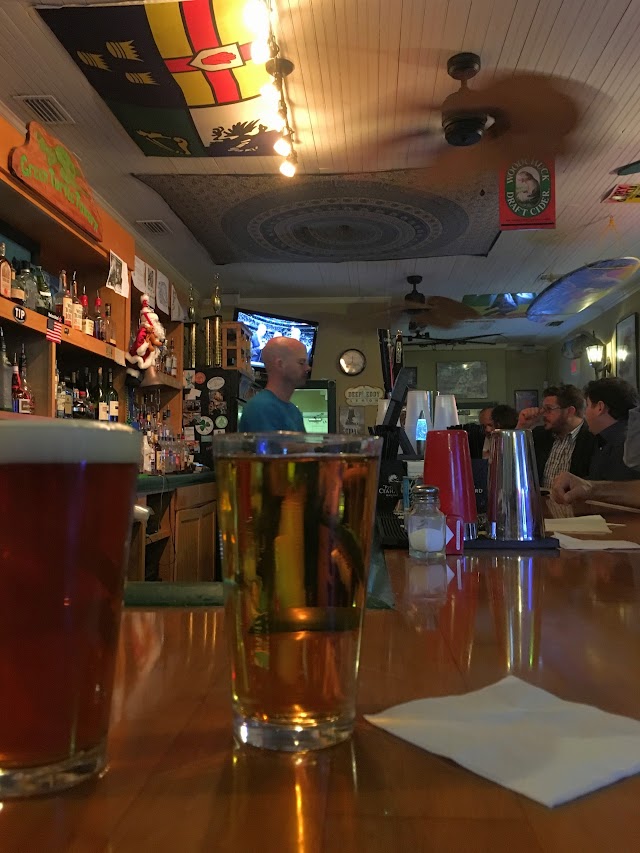 Green Turtle Tavern