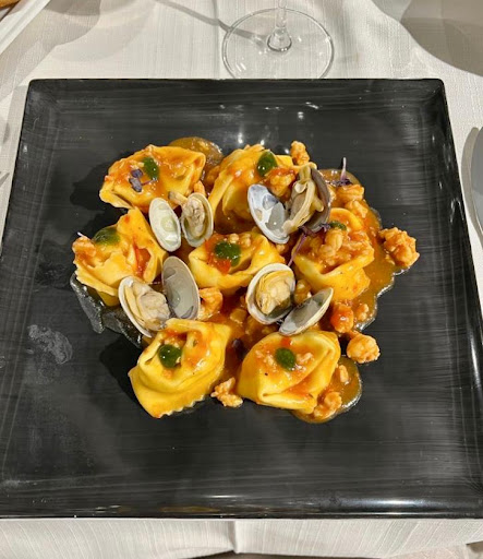 Wave Restaurant - Visual