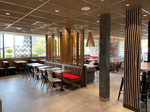 Photo 7 - McDonald's Meaux les saisons