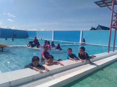 Photos of Fams Pool