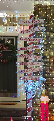 Bottoms family Christmas lights - Thumbnail