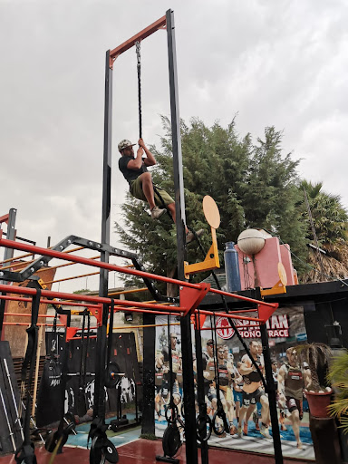 HIGH PERFORMANCE CENTER . ARENA SPARTAN CROSSFIT