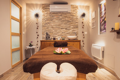 Yamouna massages
