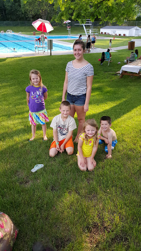 Country Knolls Park & Pool - Thumbnail