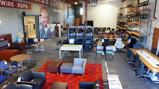 Ducky's Office Furniture - Thumbnail