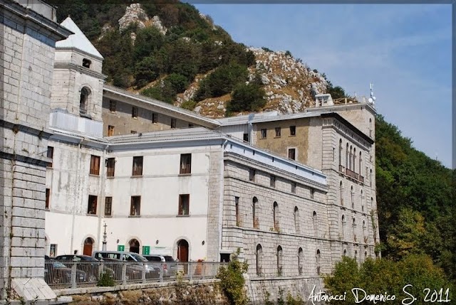 Santuario Di Montevergine