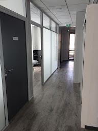 Photo n°8 de Cabinet kinésithérapie Jonage ( Loïc , Emma et Silya ) à Jonage (Kinésithérapeute)