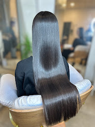 Photo n°4 de L’INSTITUT DU LISSAGE à Bordeaux (Salon de coiffure)