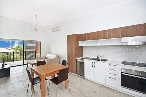 Aura Property - Riverside Garden Apartments - Thumbnail