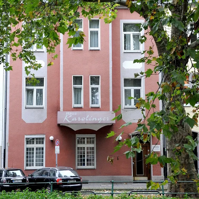Hotel Karolinger