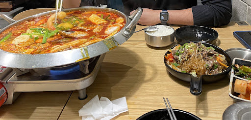 Yoon's Kitchen - Visual