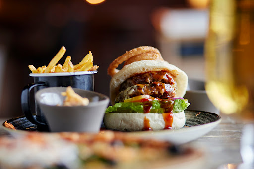 Sawyers Bar & Grill - Thumbnail