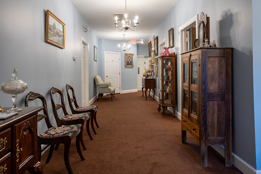Claytor Rollins Funeral Home & Crematory