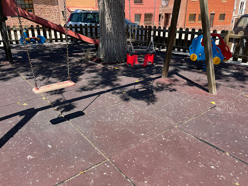 Parque Infantil de Peracense Gallery - Spain