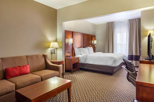 Comfort Inn & Suites Sterling - Thumbnail