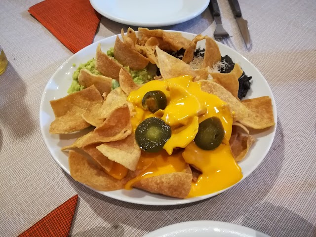 Los Molcajetes