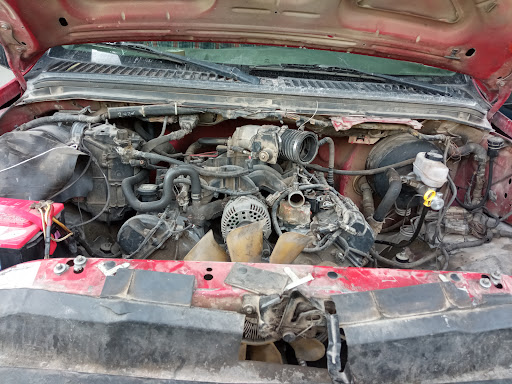 Taller Mecánico y electrico automotriz M.S