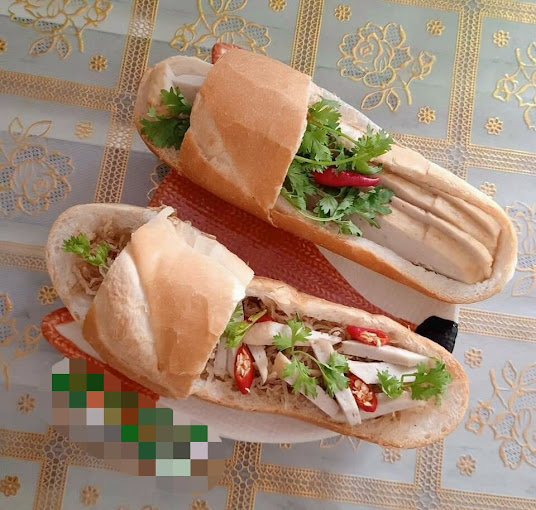 Bánh Mì Út Hữu