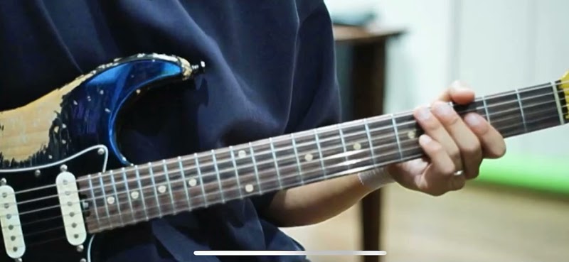 ギター教室【Lessonroom実のなる木 ギター＆ベースレッスン】