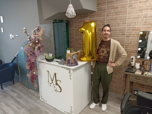 Martin's Salon(by Oscar Martín) - Thumbnail