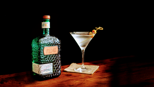 45 liquor - Visual