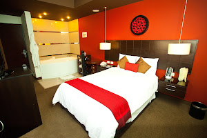 GINEBRA HOTEL & SUITES 1