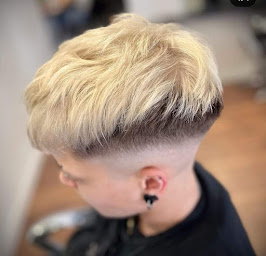 Photo n°7 de Stephan à Mont-de-Marsan (Salon de coiffure)