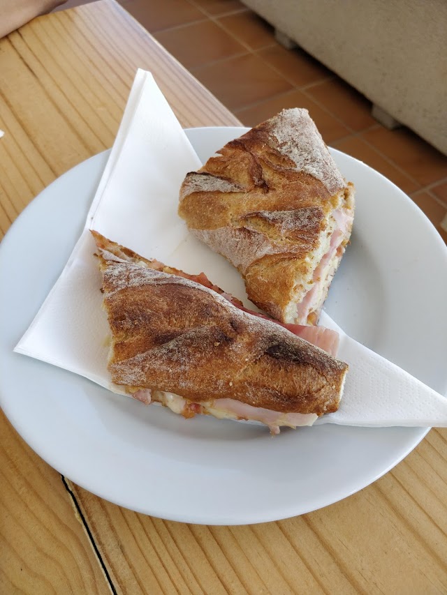 La Gourmandise Pâtisserie