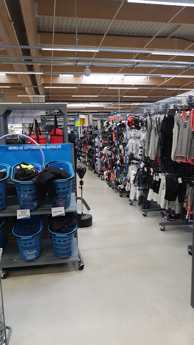 Decathlon Marseille La Valentine