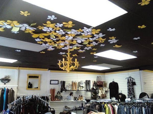 Ashley's Room Consignment - Thumbnail