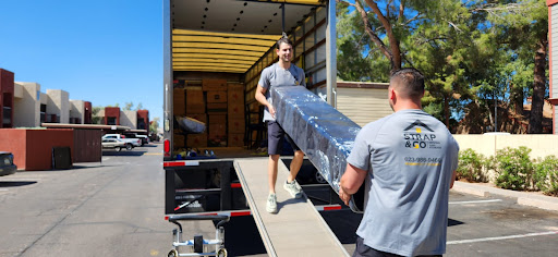 Strap & Go Moving Services - Thumbnail