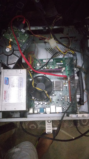 Técnico en celulares PCS y video juegos - Thumbnail