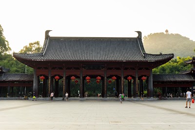 Photos of Qifeng Park （West Gate）