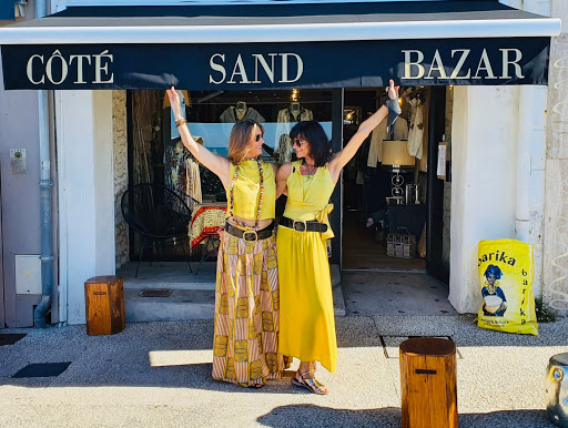 Côté Sand Bazar