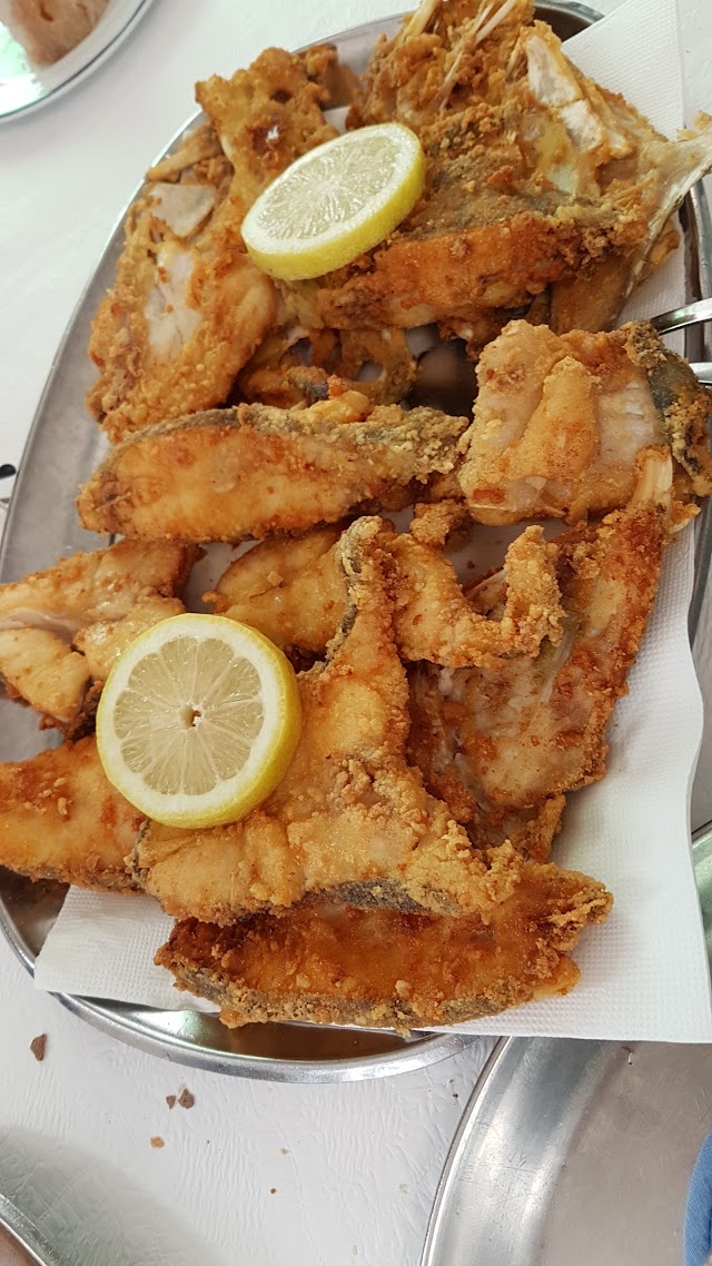 Casa Pires - A Sardinha Restaurante