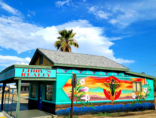 Libby's Realty - Visual