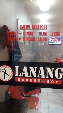 Lanang Barbershop Pondok Benda, Author: Felisia Irawan