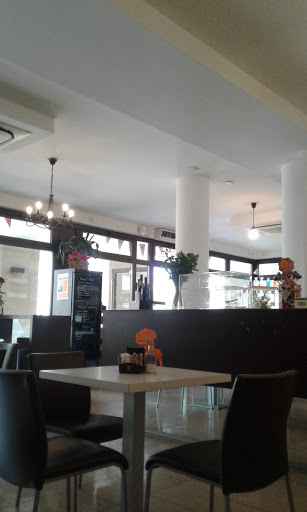Dam Bar - Visual