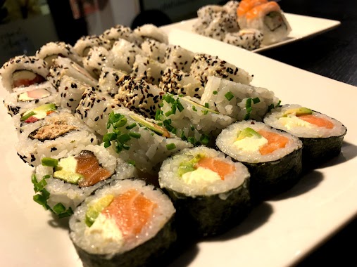 KENGAI SUSHI, Author: Leopoldo Polo