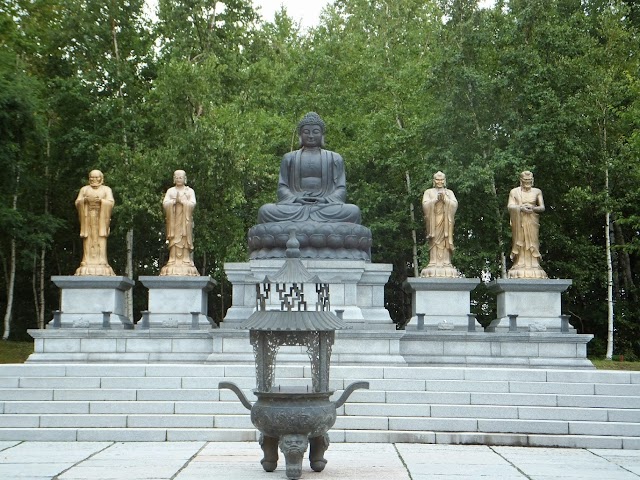 Makomanai Takino Cemetery