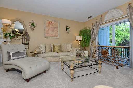 Jeanie Gorrie Top Rated Realtor in Rhode Island and Southwest Florida - Thumbnail