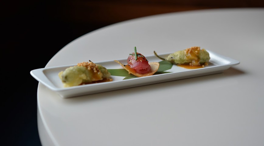 Five Fusion & Sushi Bar by null