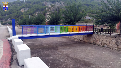 Pont de la Igualtat. Pont LGTBIG+ Gallery - Spain