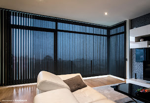 Photo n°4 de CRAPONNE STORES à Chazay-d'Azergues (Magasin de stores et de rideaux)